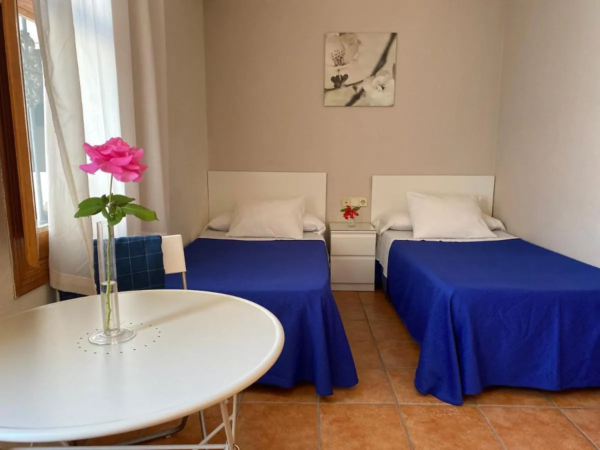 Guest house Hostal Moscatel Malaga