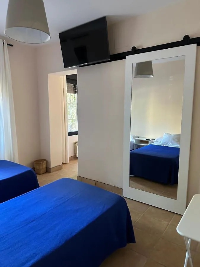 Guest house Hostal Moscatel Malaga